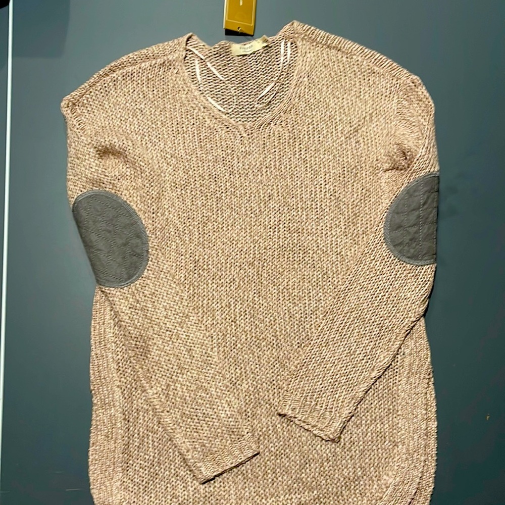 Women NWT sweater XS
